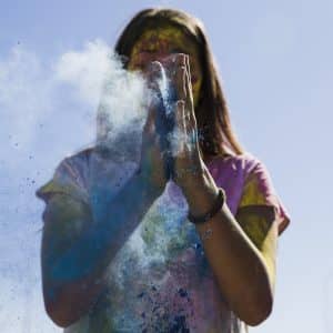 holi